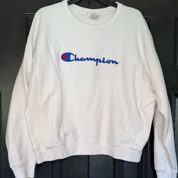 Champion Tops - VINTAGE Champion Sweatshirt Women’s XL White Pullover Reverse Weave